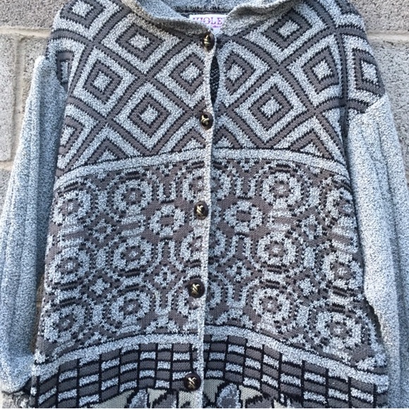 Violet Knitting Collections Sweater Button Down Hooded Free Size - Picture 3 of 11